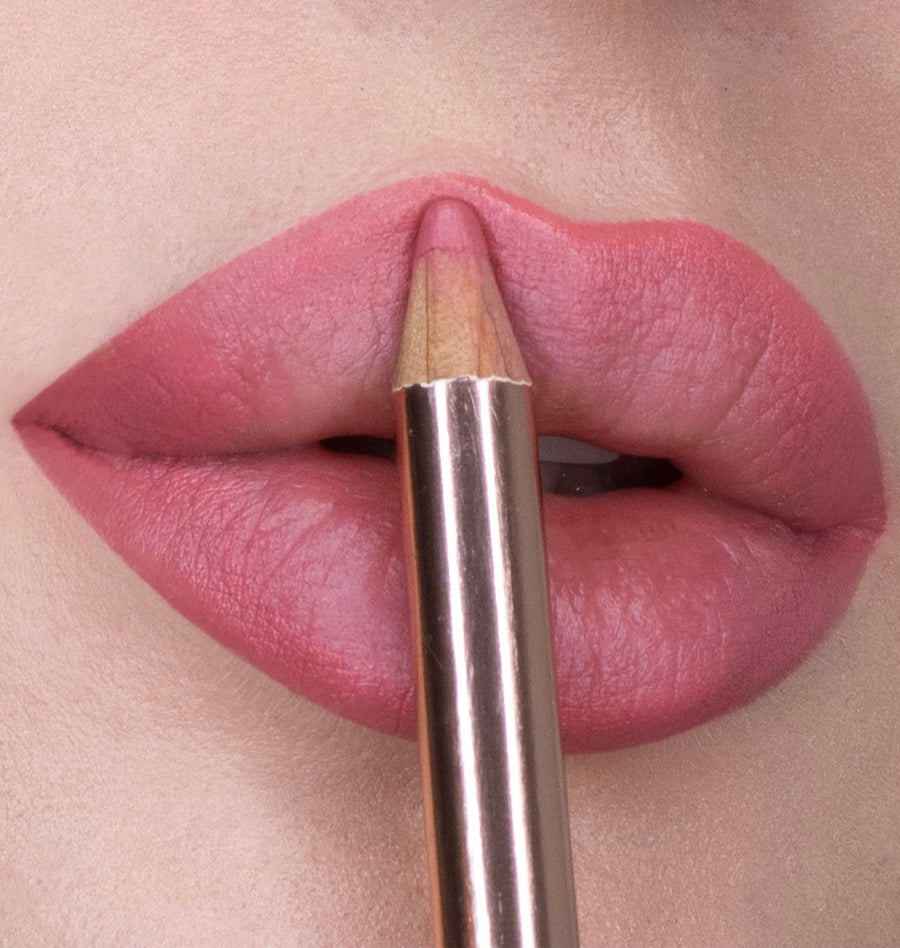 LIP LINER - KISS MARKER 02